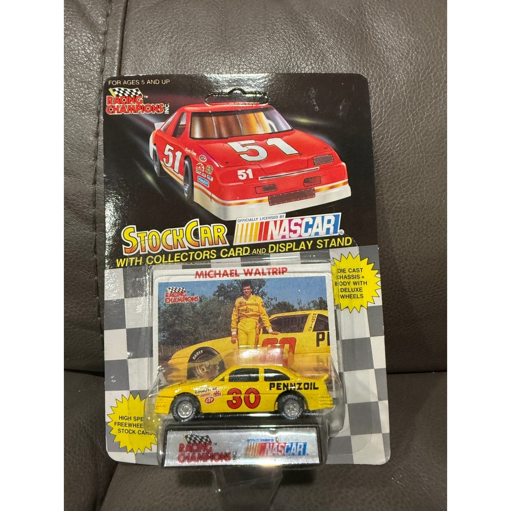 Racing Champions 1990 Michael Waltrip 30 Pennzoil Pontiac Diecast Stock Car 1:64